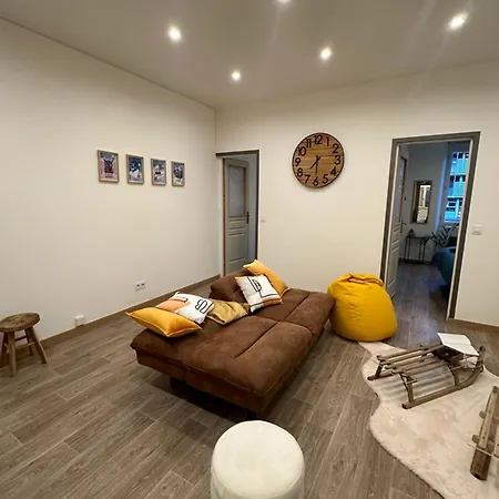 Le Refuge T3 Centre Ville 63M2 Pied Des Montagnes Albertville Exterior foto